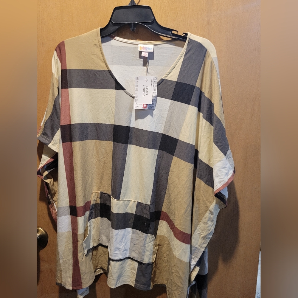 LulaRoe Shelby Top